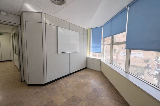 Komercyjne na sprzedaż w Marbella - 520 000 € (Ref: 9677215)