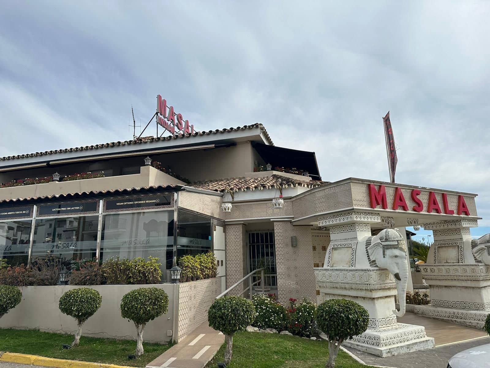 Bedrijf te koop in Estepona - € 2.300.000 (Ref: 9677217)