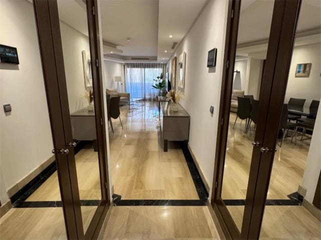 3 chambre Appartement à vendre à Estepona - 760 000 € (Ref: 9677218)