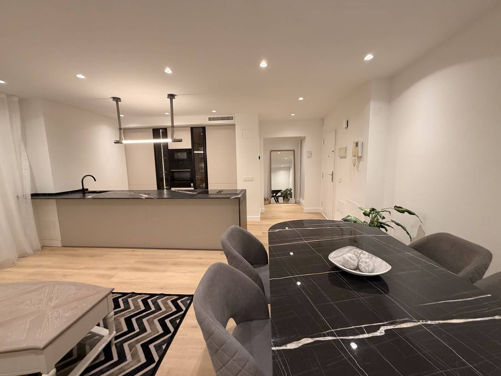 3 sovrum Lägenhet till salu i Nueva Andalucia - 710 000 € (Ref: 9677219)