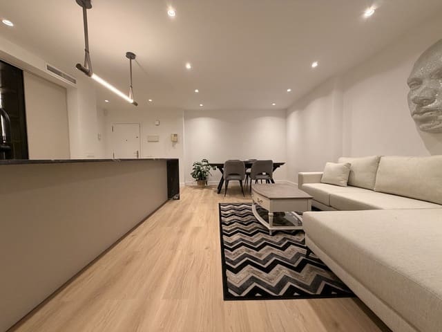 3 sovrum Lägenhet till salu i Nueva Andalucia, Marbella - 710 000 € (Ref: 9677219)