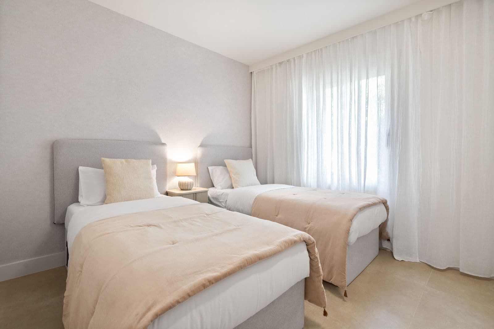 3 camera da letto Appartamento in vendita in Nueva Andalucia - 1.350.000 € (Rif: 9677221)