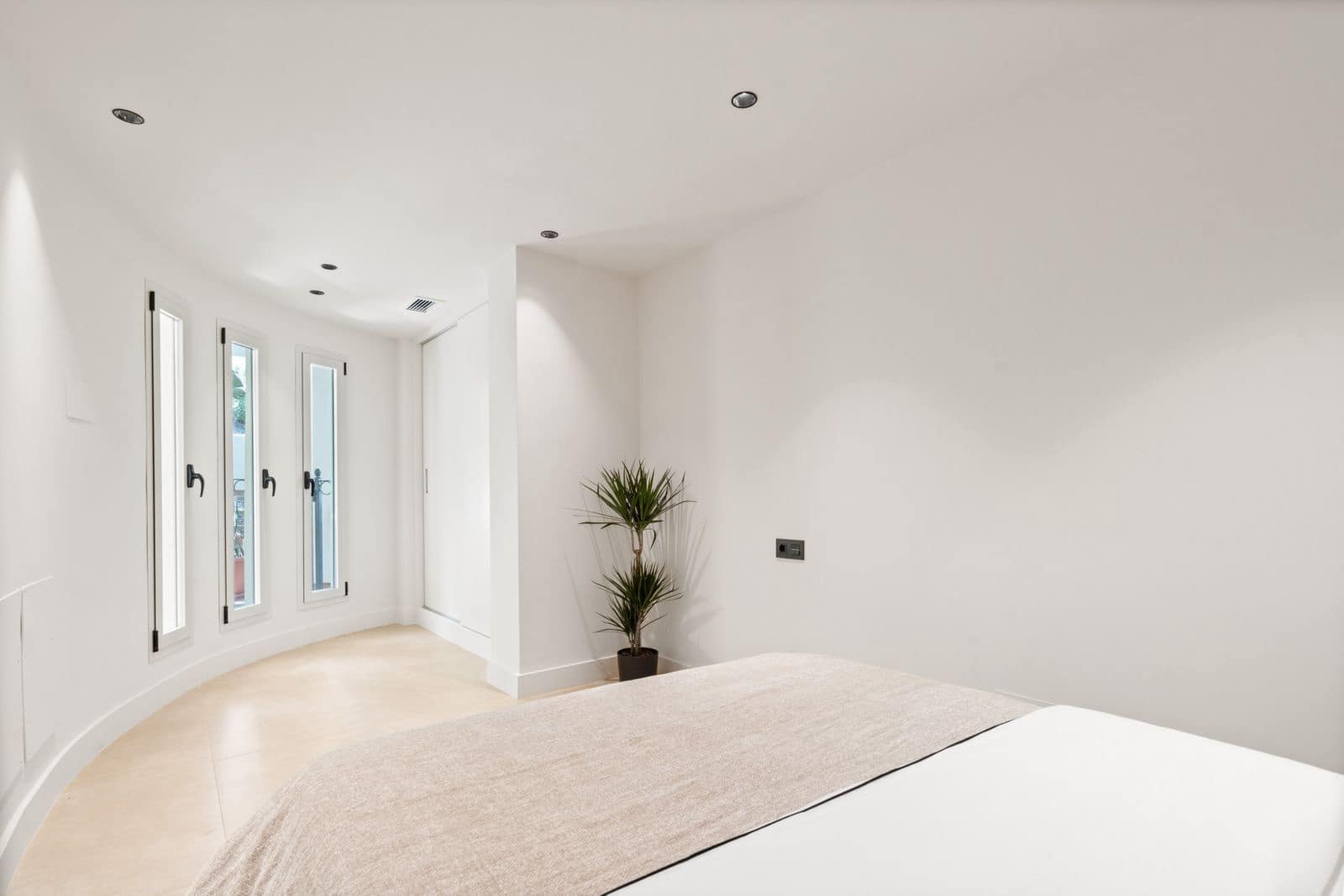 3 camera da letto Appartamento in vendita in Nueva Andalucia - 1.350.000 € (Rif: 9677221)