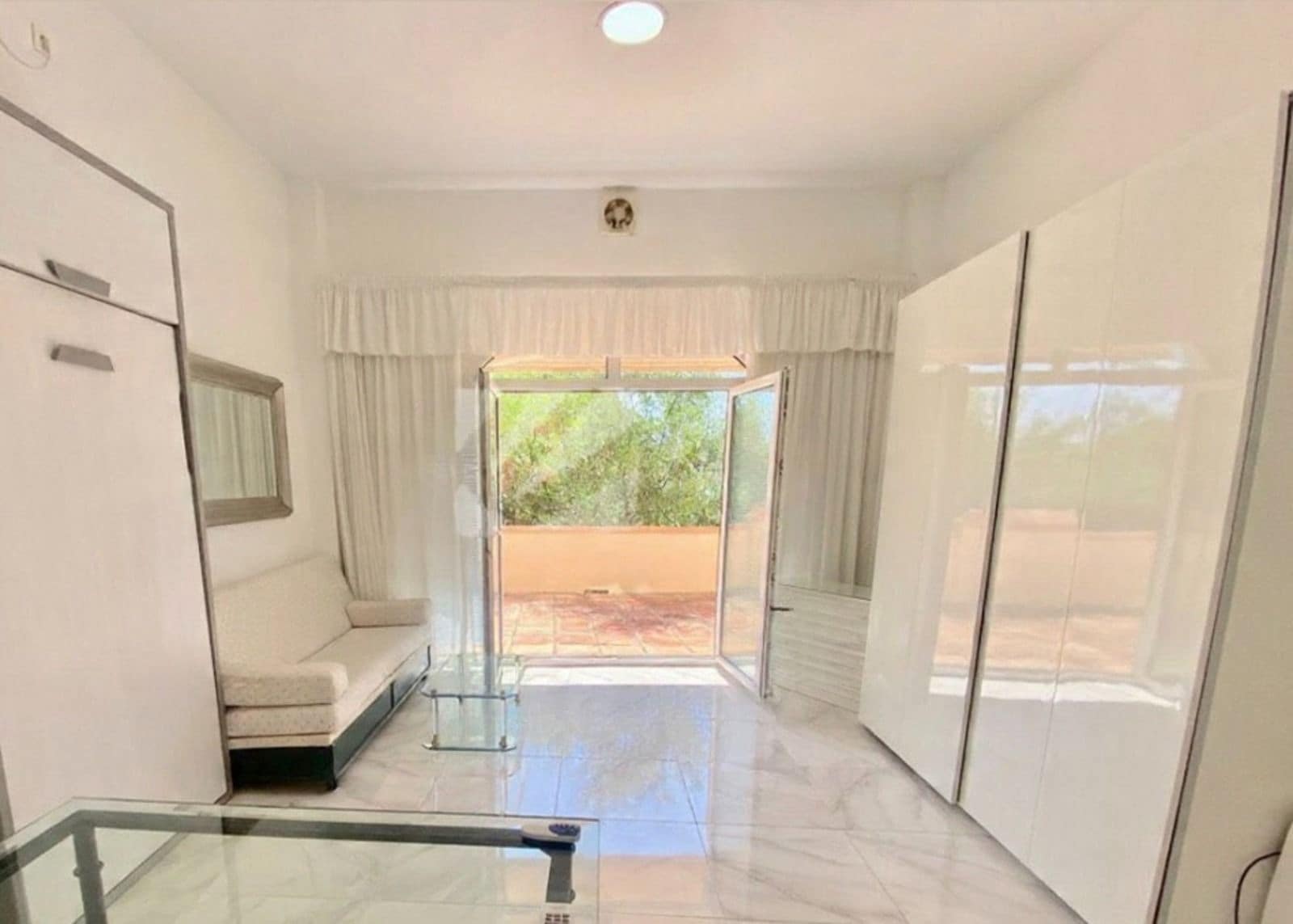 5 chambre Maison de Ville à vendre à Estepona - 895 000 € (Ref: 9677222)