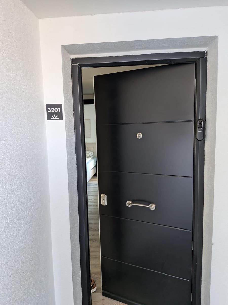 3 Zimmer Apartment zu verkaufen in Mijas Costa - 450.000 € (Ref: 9677224)