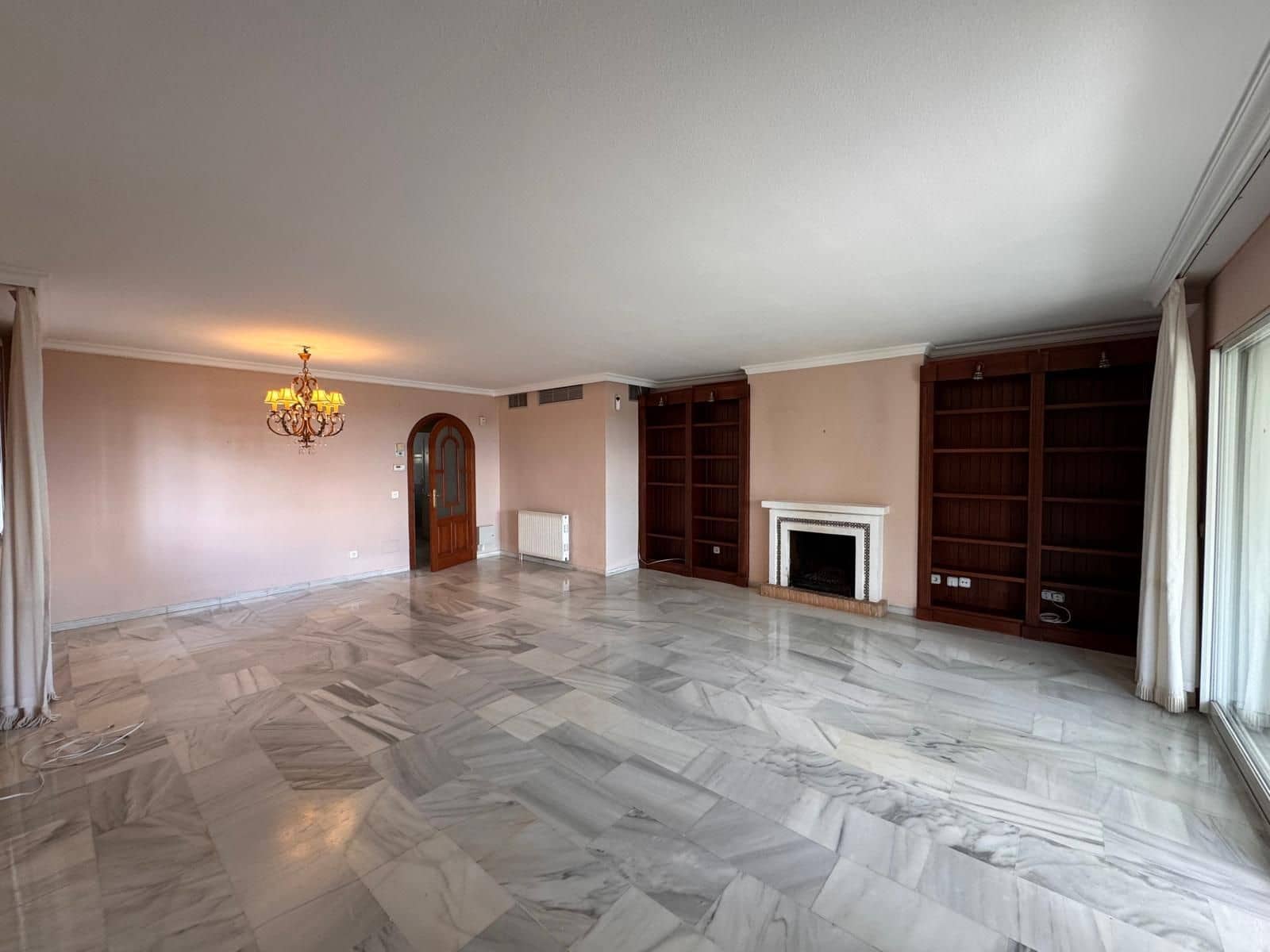 3 sovrum Semi-fristående Villa till salu i Manilva - 570 000 € (Ref: 9677225)