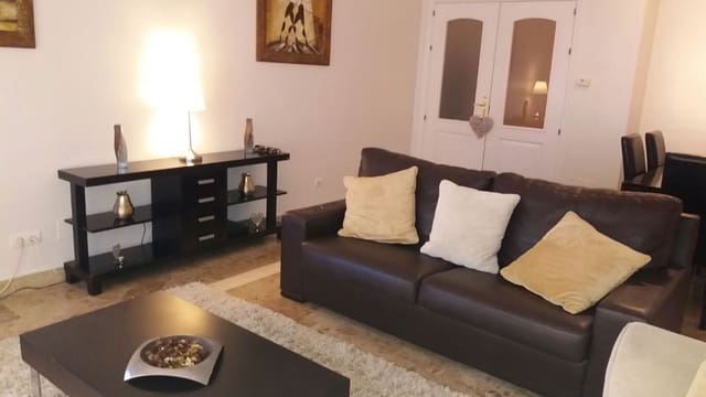 2 soveværelse Lejlighed til salg i San Pedro de Alcantara, Marbella - € 410.000 (Ref: 9677226)