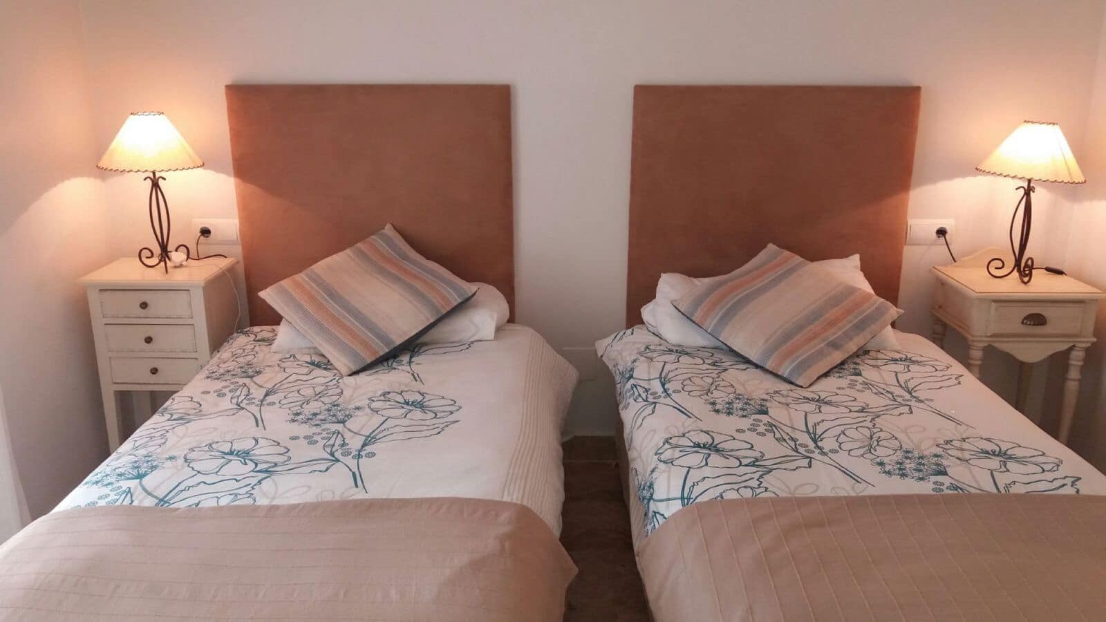 2 soveværelse Lejlighed til salg i San Pedro de Alcantara - € 410.000 (Ref: 9677226)