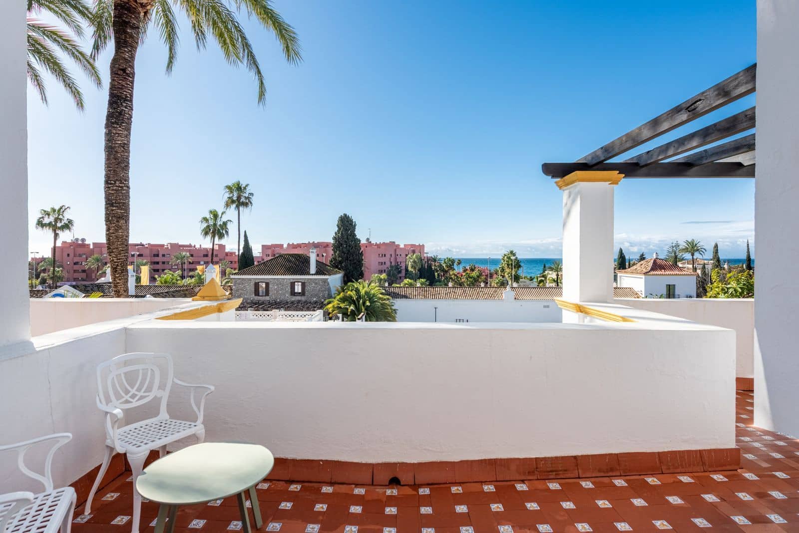 4 sovrum Hus till salu i New Golden Mile - 550 000 € (Ref: 9677227)