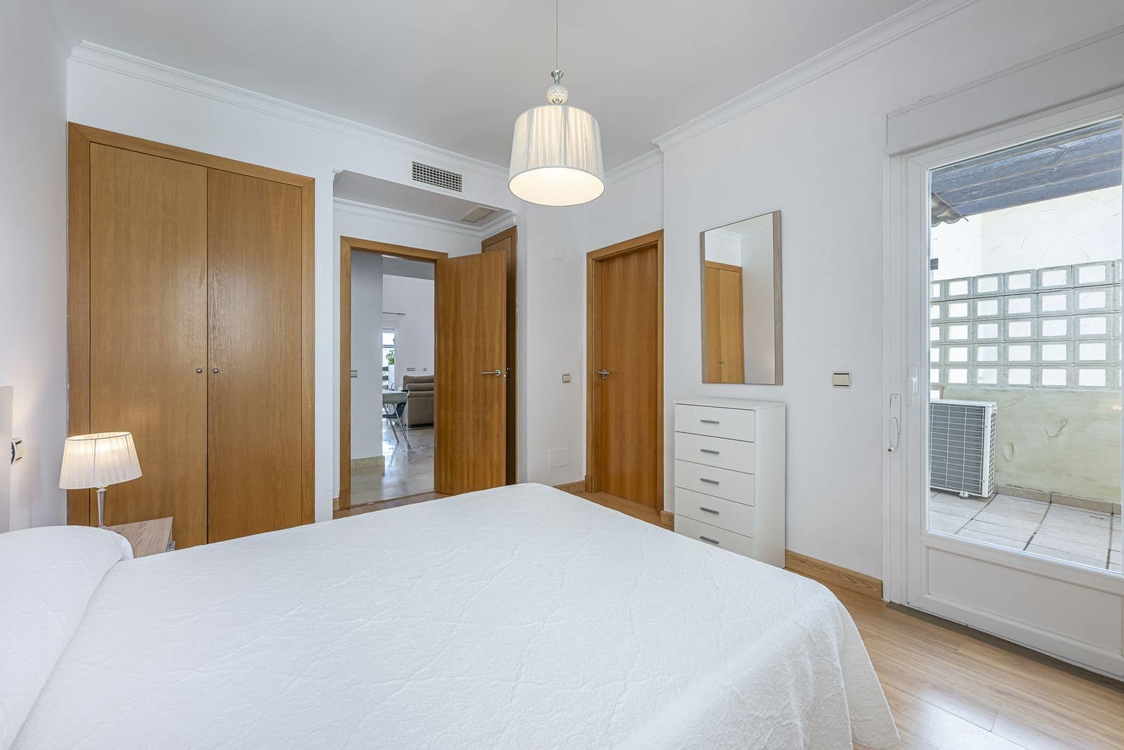 1 bedroom Apartment for sale in El Paraiso - € 325,000 (Ref: 9677228)