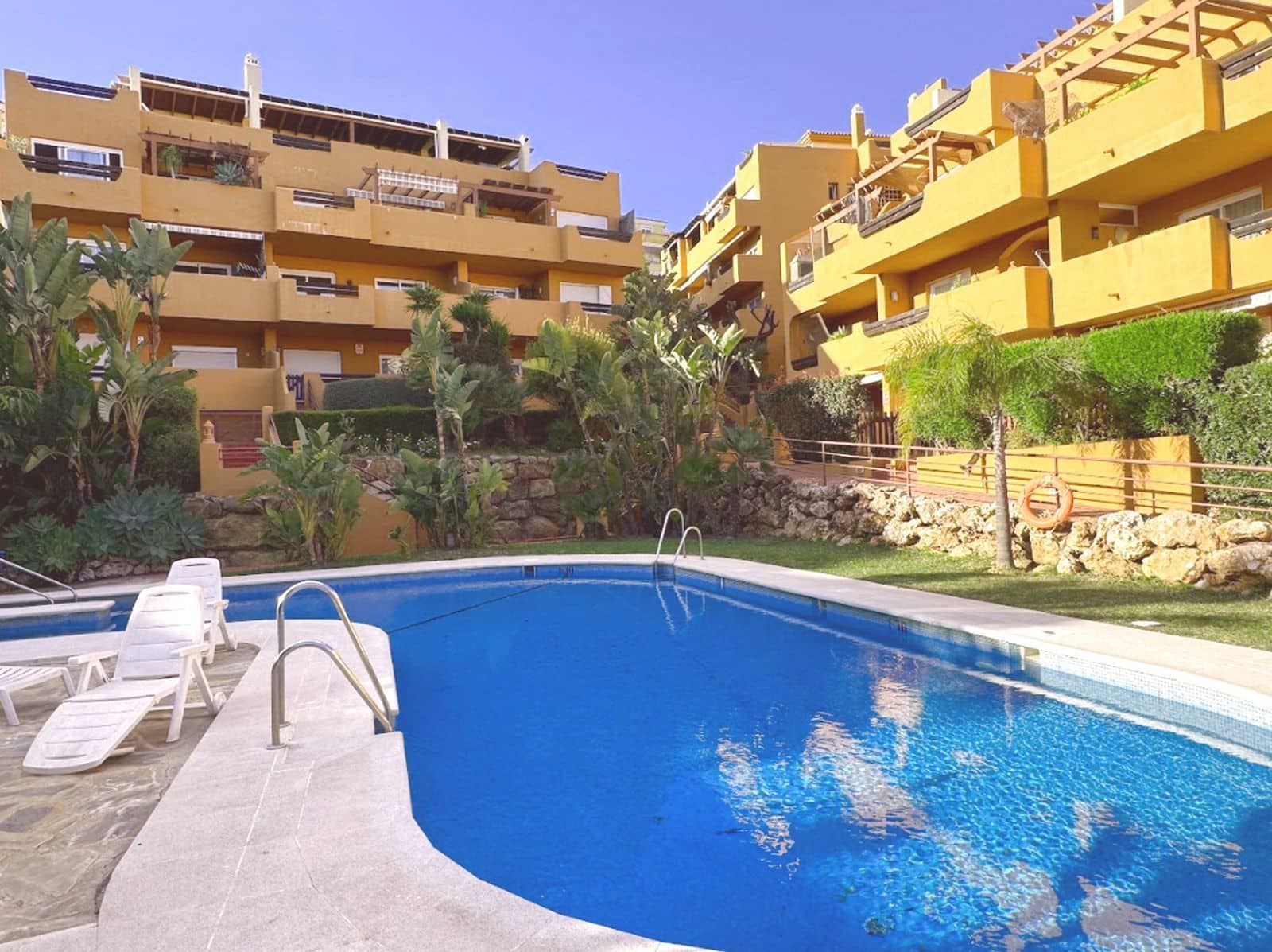 3 bedroom Apartment for sale in Riviera del Sol - € 334,000 (Ref: 9677230)