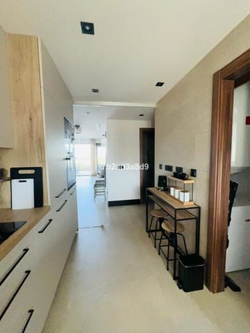 2 sovrum Lägenhet till salu i Nueva Andalucia, Marbella - 700 000 € (Ref: 9677233)