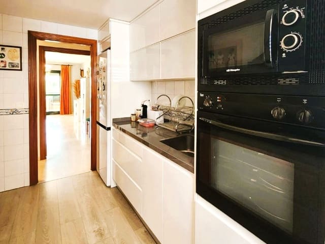 2 sovrum Lägenhet till salu i Marbella - 415 000 € (Ref: 9677235)