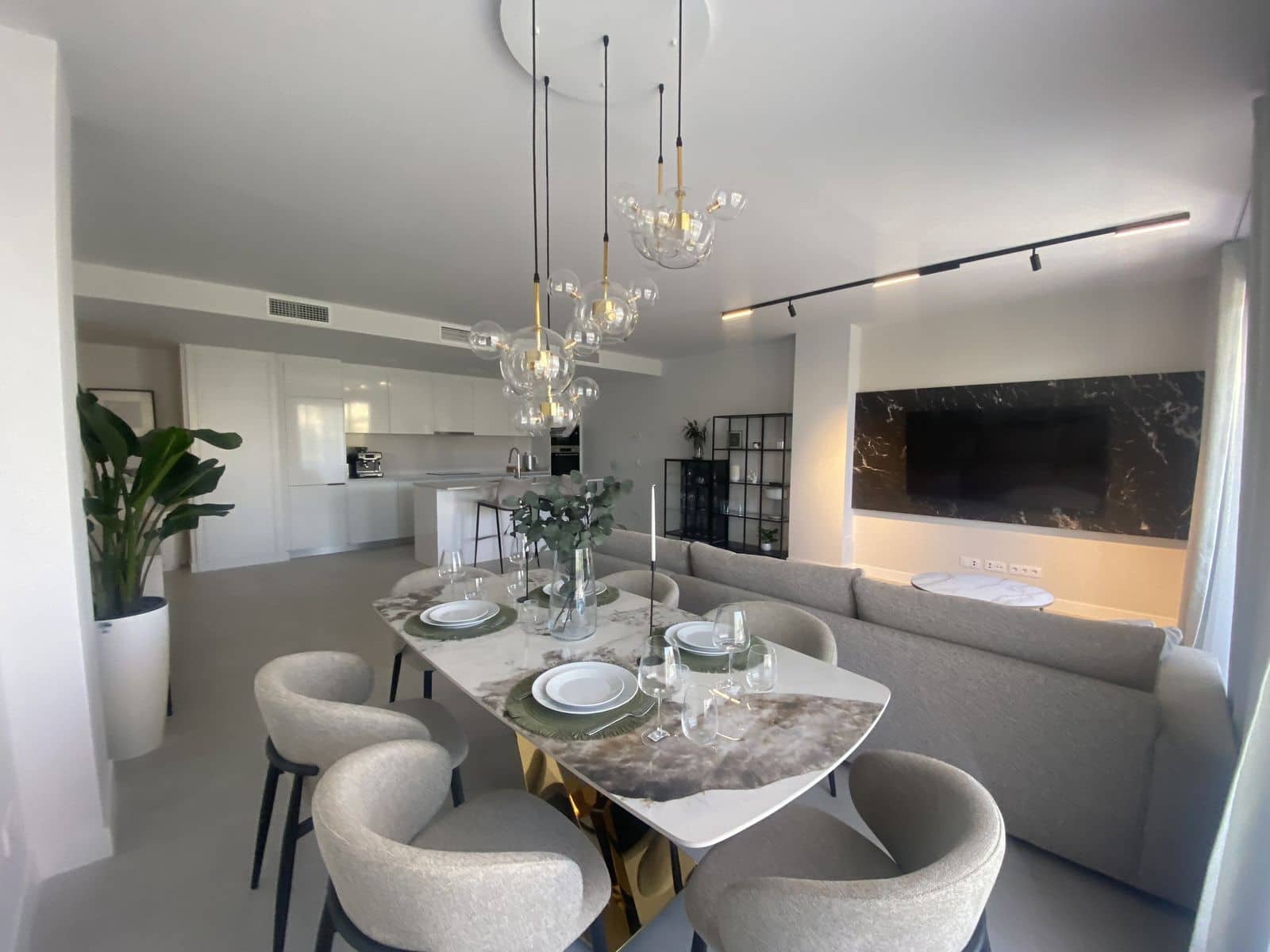 3 sypialnia Apartament na sprzedaż w Estepona - 690 000 € (Ref: 9677236)