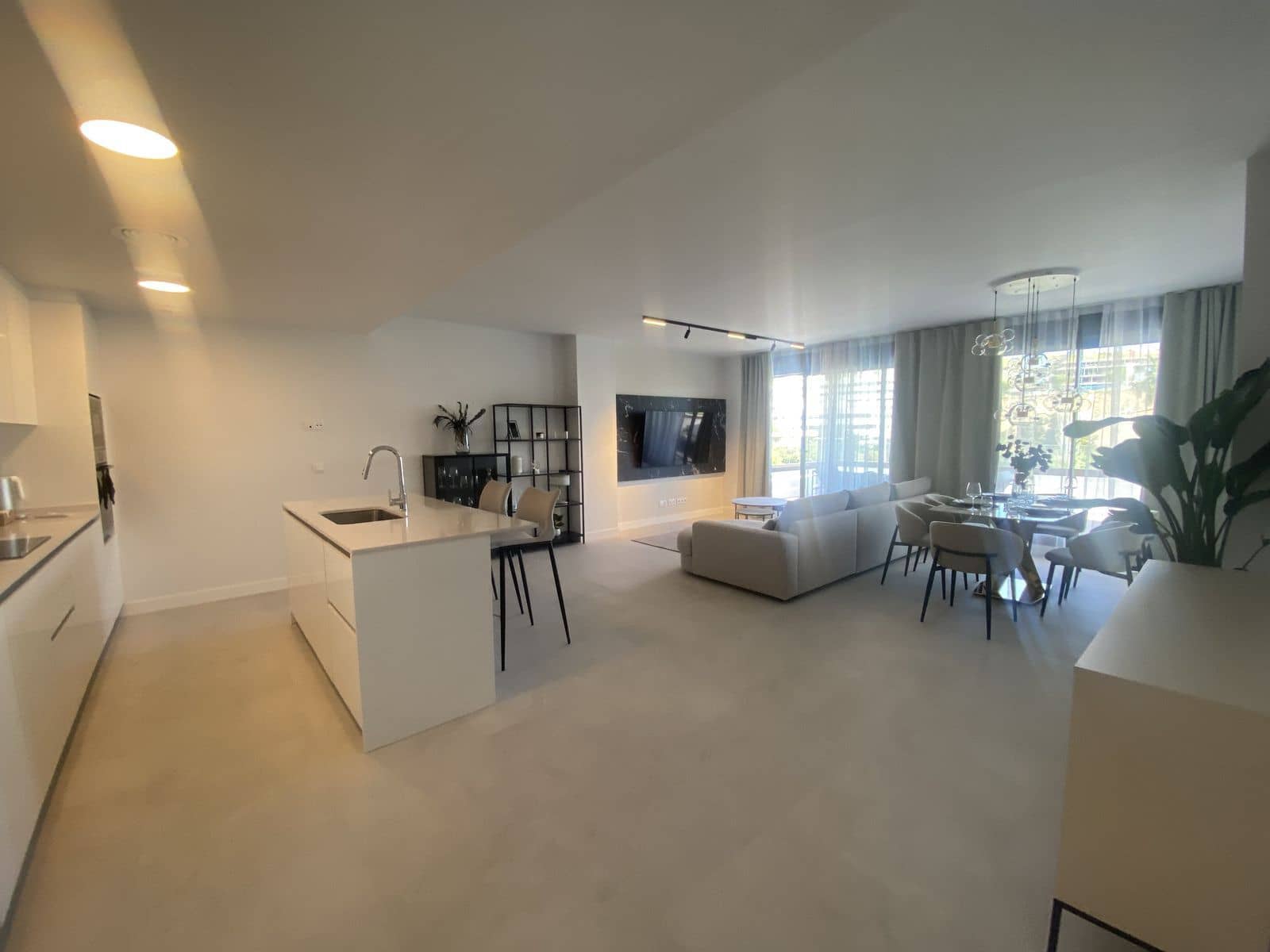 3 sypialnia Apartament na sprzedaż w Estepona - 690 000 € (Ref: 9677236)