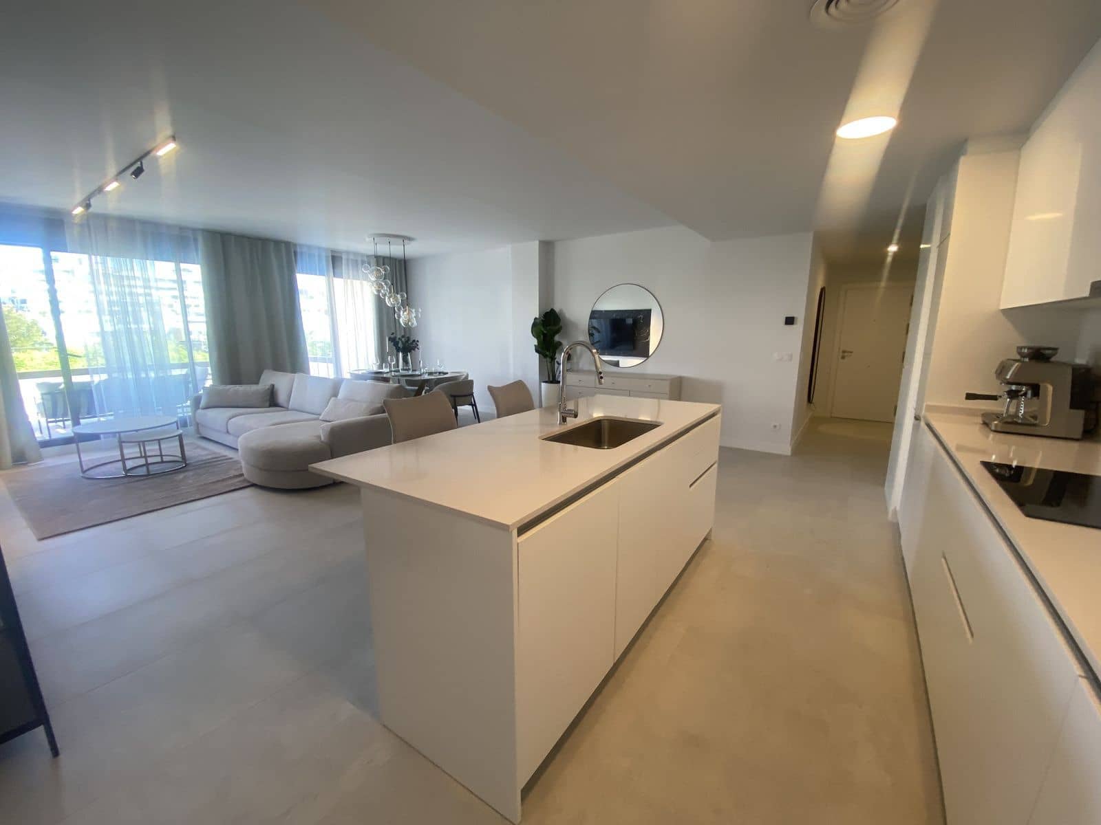 3 sypialnia Apartament na sprzedaż w Estepona - 690 000 € (Ref: 9677236)