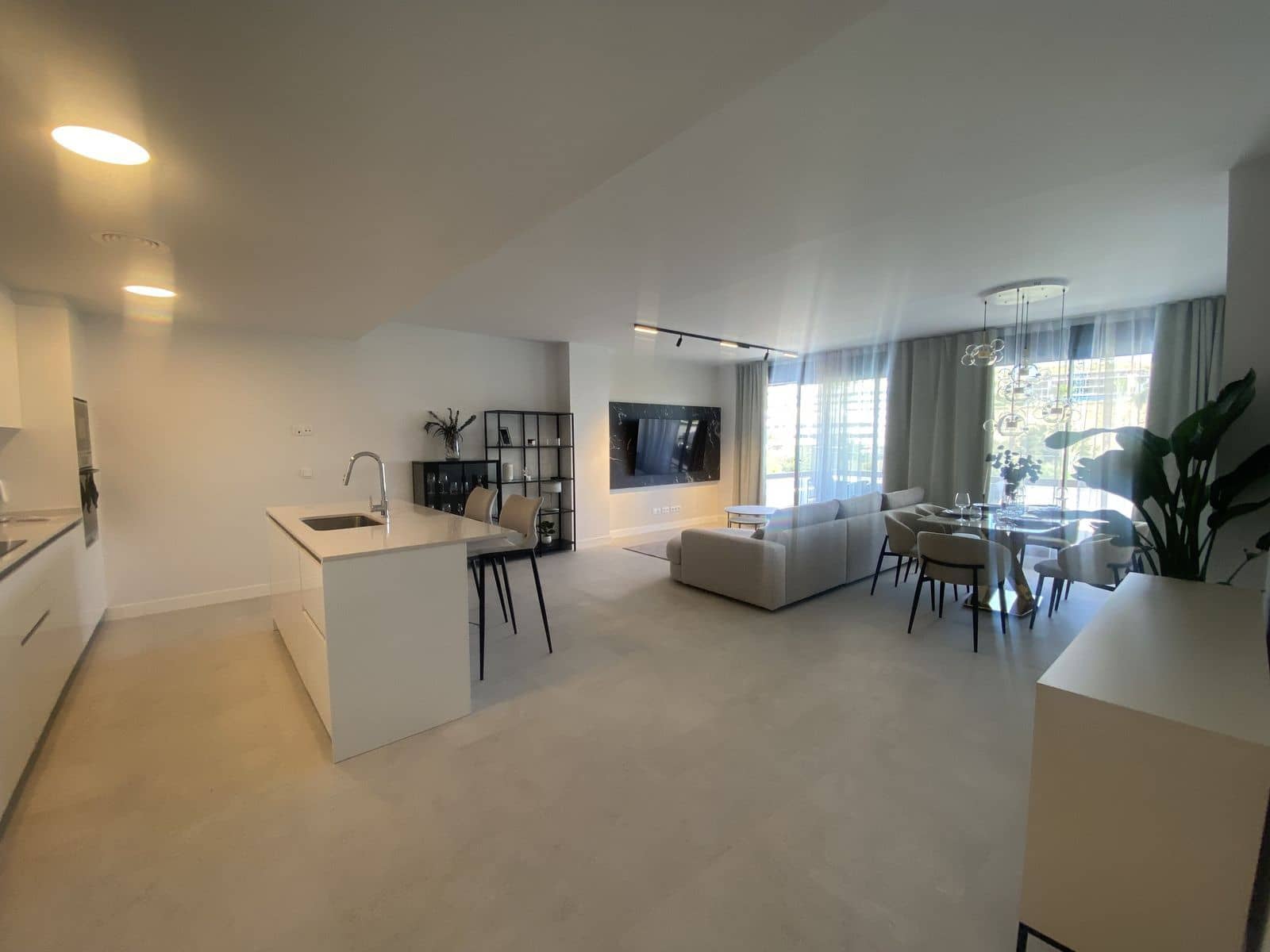3 sypialnia Apartament na sprzedaż w Estepona - 690 000 € (Ref: 9677236)
