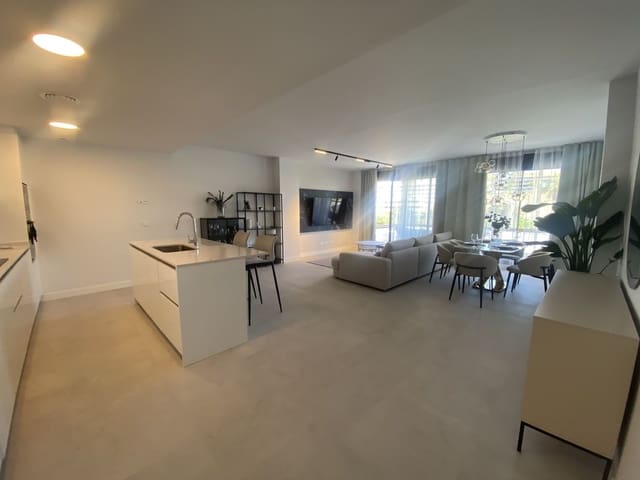 3 sypialnia Apartament na sprzedaż w Estepona - 690 000 € (Ref: 9677236)