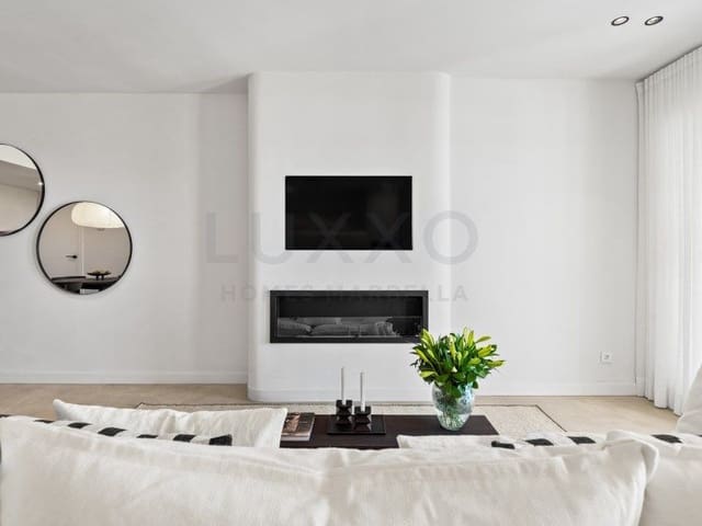 Apartamento de 2 habitaciones en Benahavís en venta - 675.000 € (Ref: 9677238)