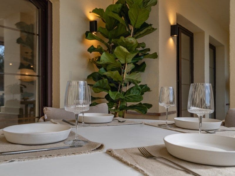 Apartamento de 2 habitaciones en Benahavís en venta - 675.000 € (Ref: 9677238)