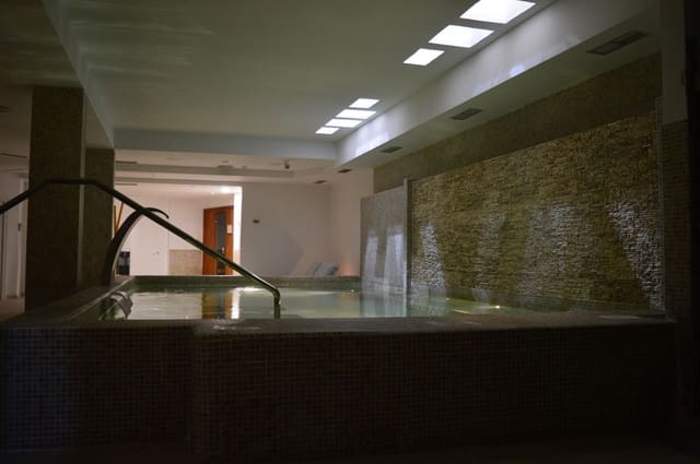 3 quarto Apartamento para venda em Nueva Andalucia, Marbella - 620 000 € (Ref: 9677240)