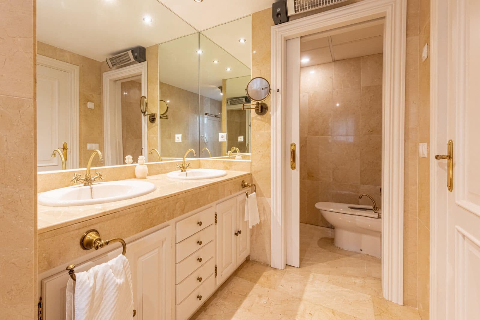 2 sovrum Lägenhet till salu i La Quinta - 595 000 € (Ref: 9677241)