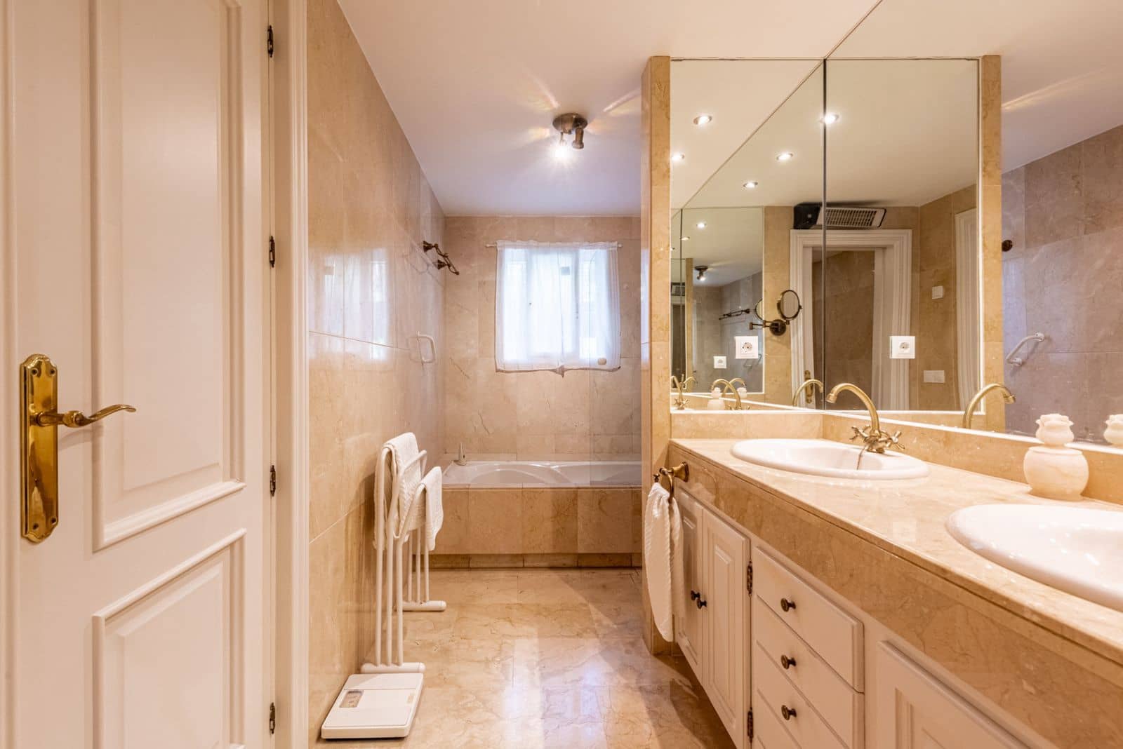 2 sovrum Lägenhet till salu i La Quinta - 595 000 € (Ref: 9677241)