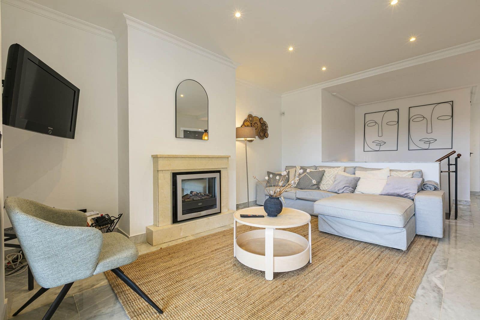 2 slaapkamer Appartement te koop in Nueva Andalucia - € 535.000 (Ref: 9677243)