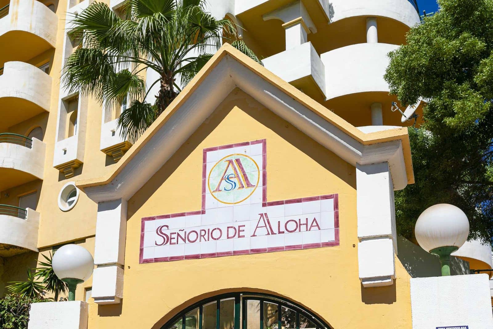 2 slaapkamer Appartement te koop in Nueva Andalucia - € 535.000 (Ref: 9677243)