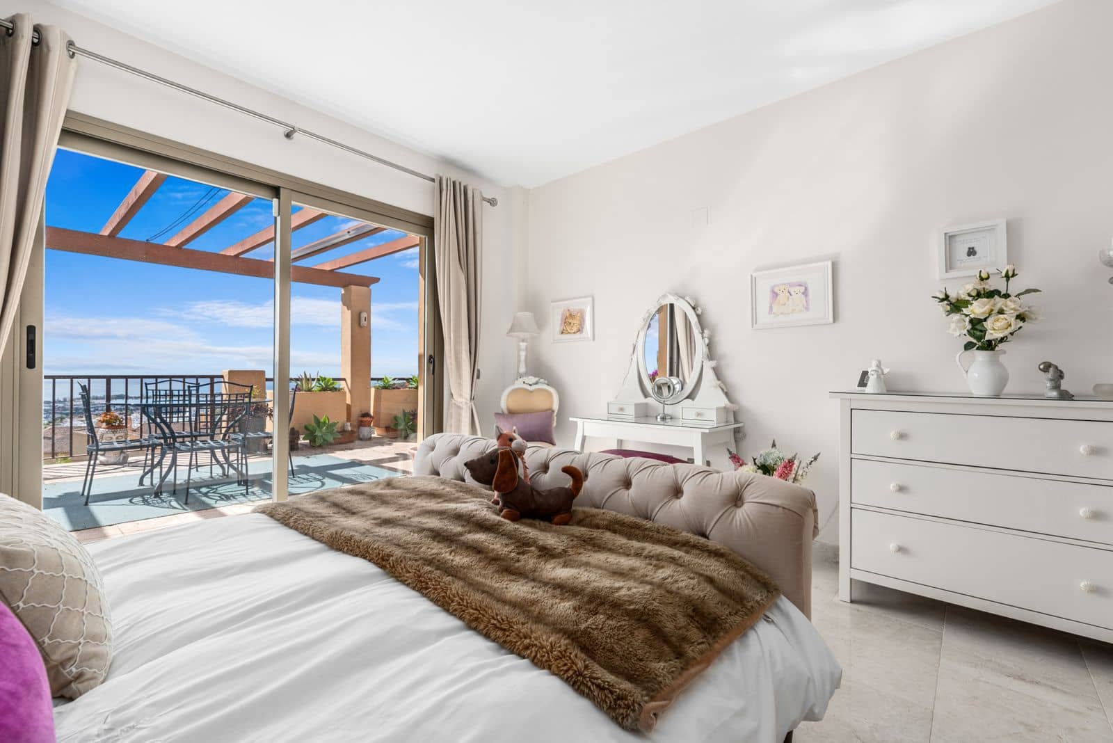 3 sypialnia Penthouse na sprzedaż w Benahavis - 949 950 € (Ref: 9677251)