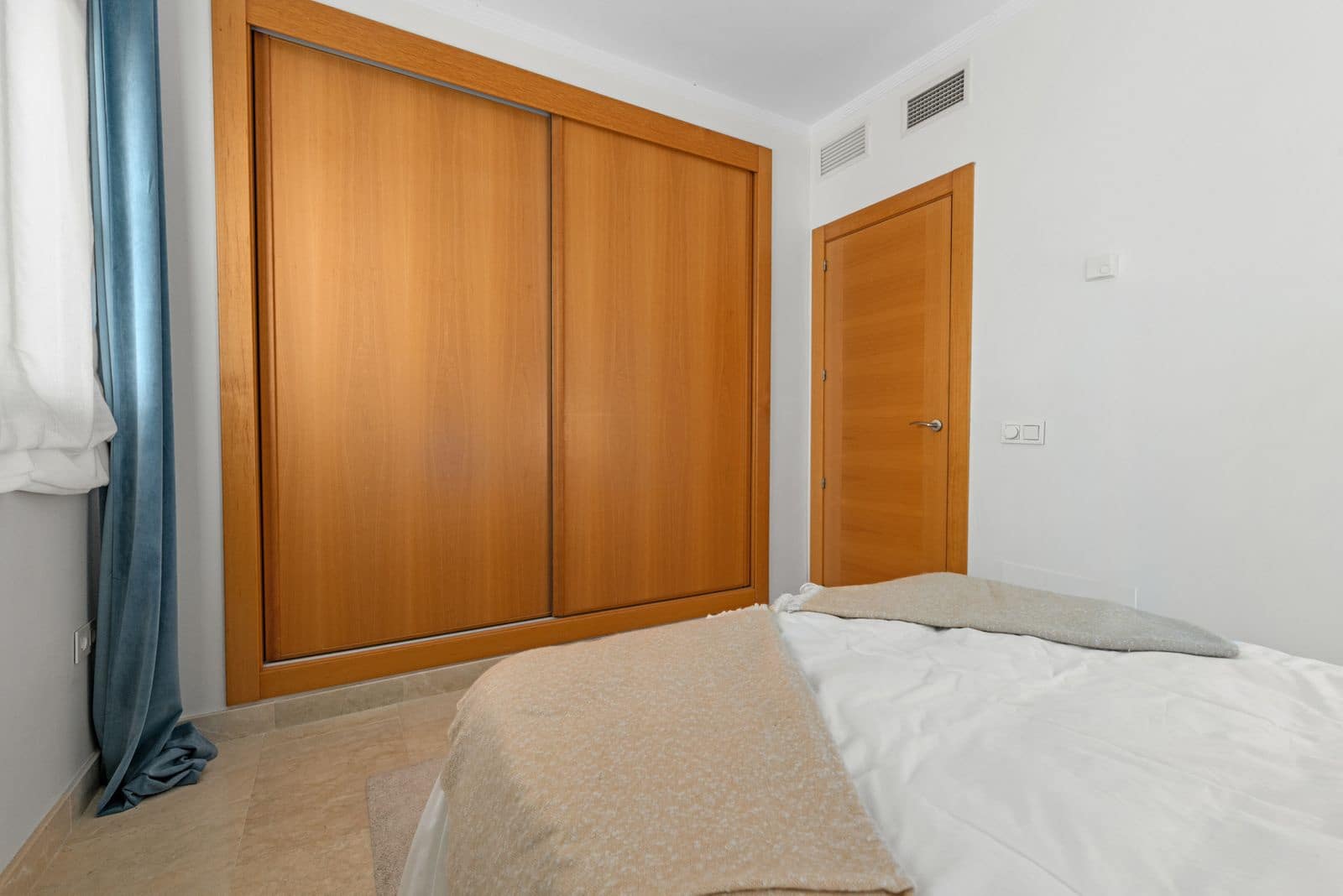 3 sypialnia Penthouse na sprzedaż w Benahavis - 949 950 € (Ref: 9677251)