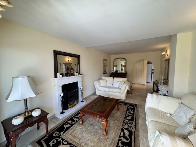 2 soveværelse Lejlighed til salg i Golden Mile, Marbella - € 495.000 (Ref: 9677254)