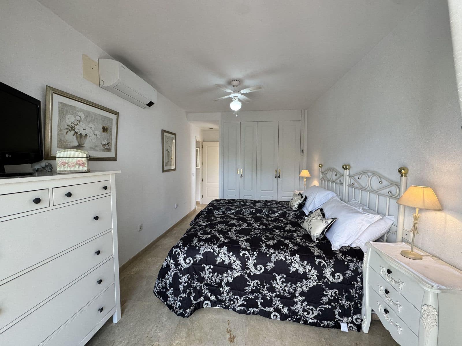 2 soveværelse Lejlighed til salg i Golden Mile - € 495.000 (Ref: 9677254)