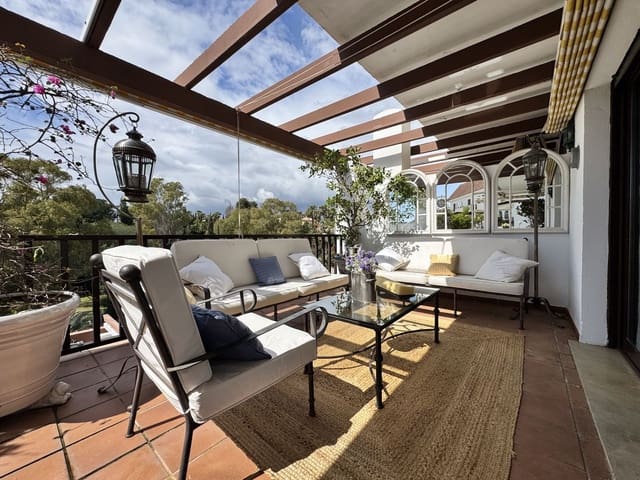 2 soveværelse Lejlighed til salg i Golden Mile, Marbella - € 495.000 (Ref: 9677254)