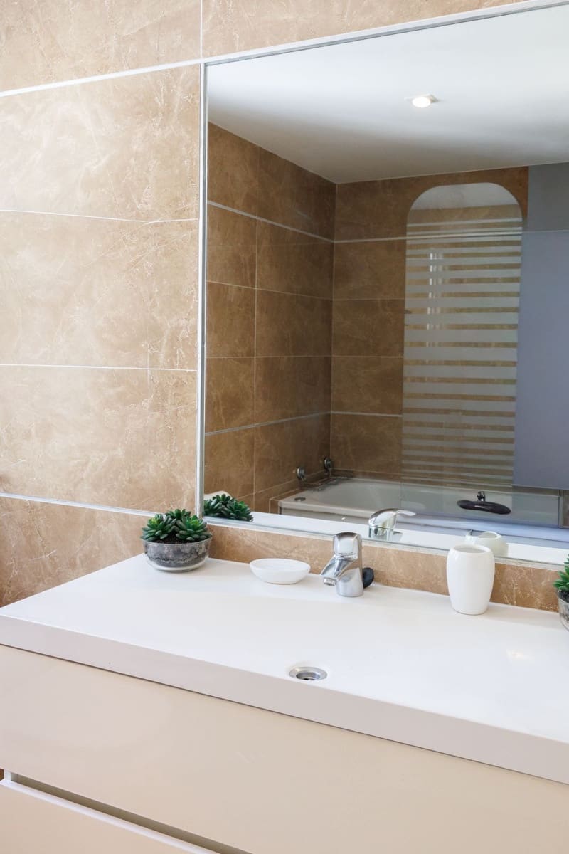 2 Zimmer Apartment zu verkaufen in Benahavis - 465.000 € (Ref: 9677256)