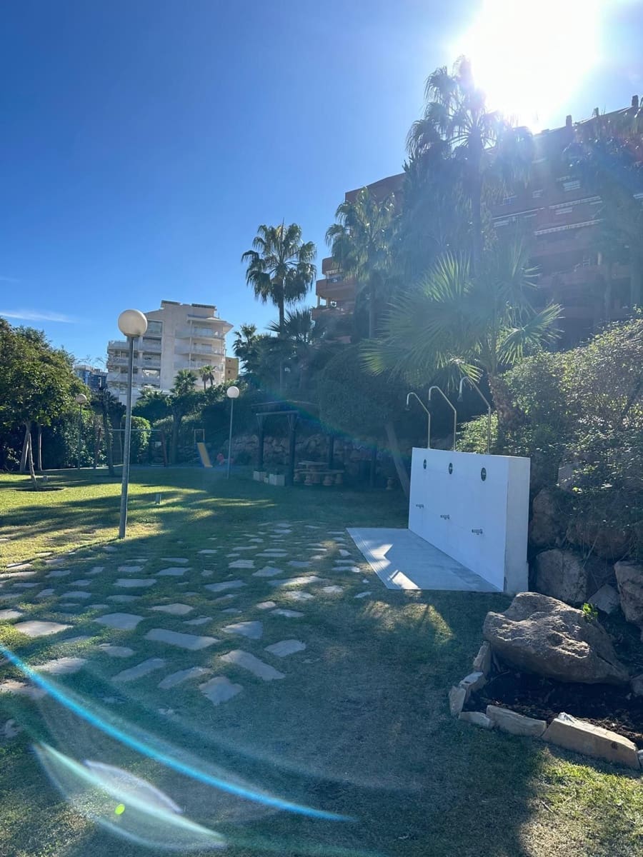 2 makuuhuone Huoneisto myytävänä paikassa Torrequebrada - 398 000 € (Ref: 9677261)