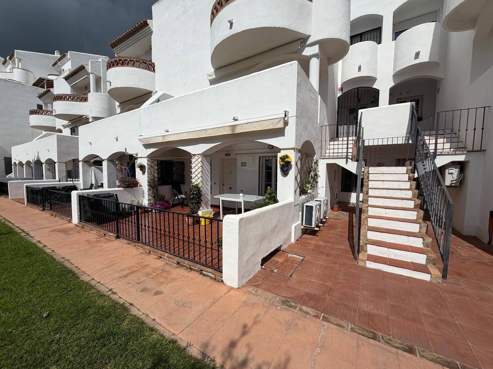Apartamento de 2 habitaciones en Benalmádena en venta - 350.000 € (Ref: 9677266)