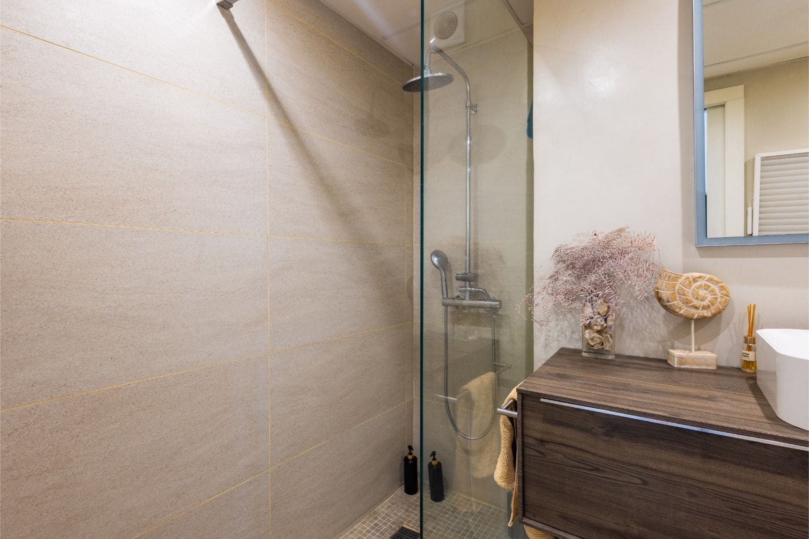 2 bedroom Penthouse for sale in Marbella - € 650,000 (Ref: 9677269)