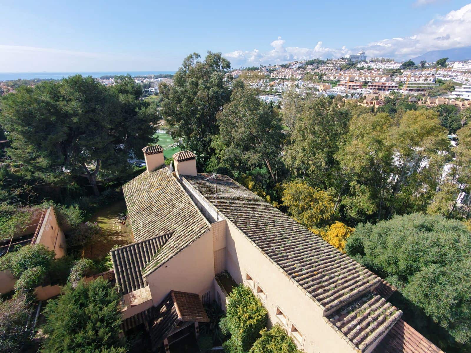 Chalet de 6 habitaciones en New Golden Mile en venta - 2.000.000 € (Ref: 9677270)