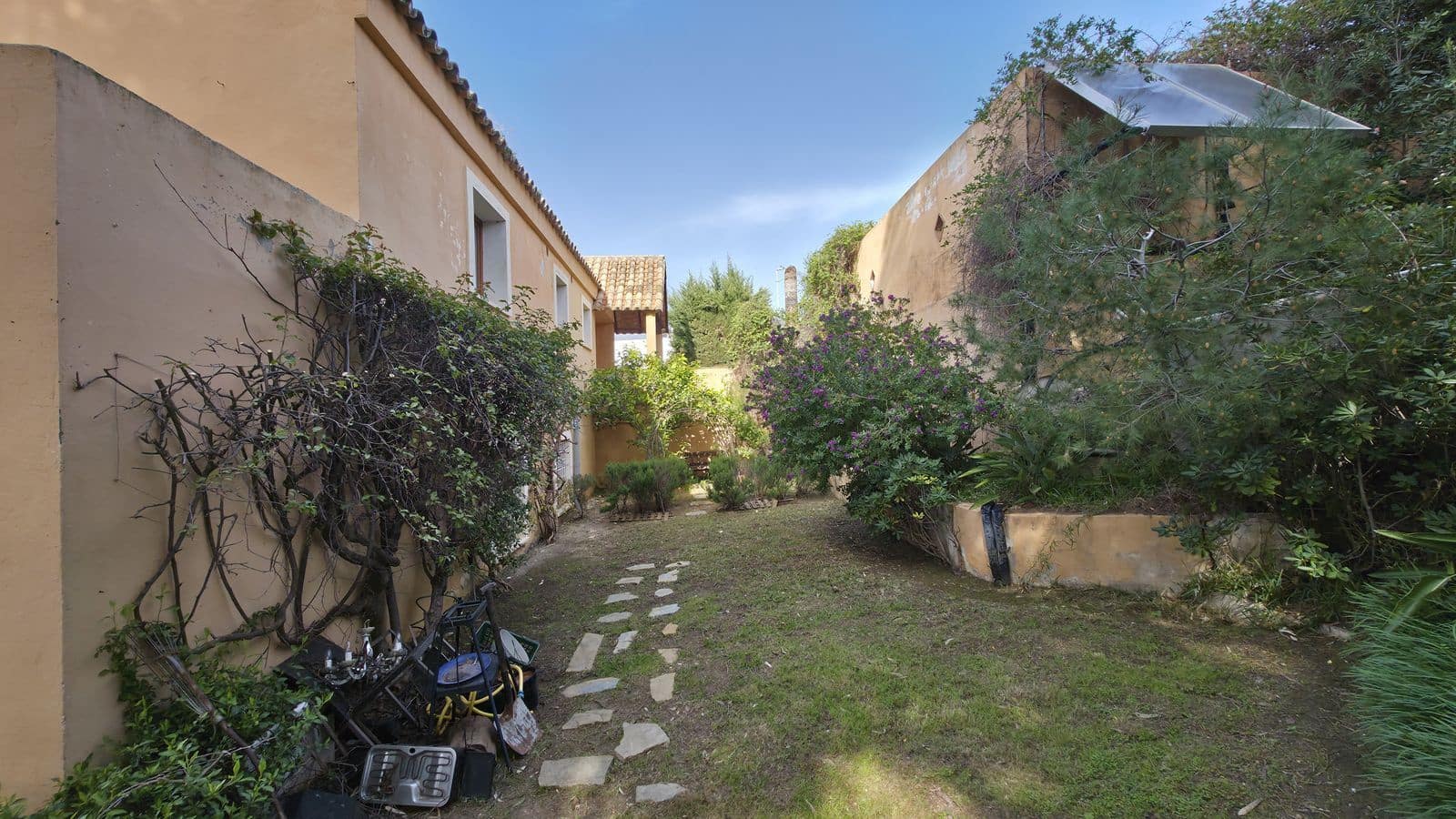 Chalet de 6 habitaciones en New Golden Mile en venta - 2.000.000 € (Ref: 9677270)