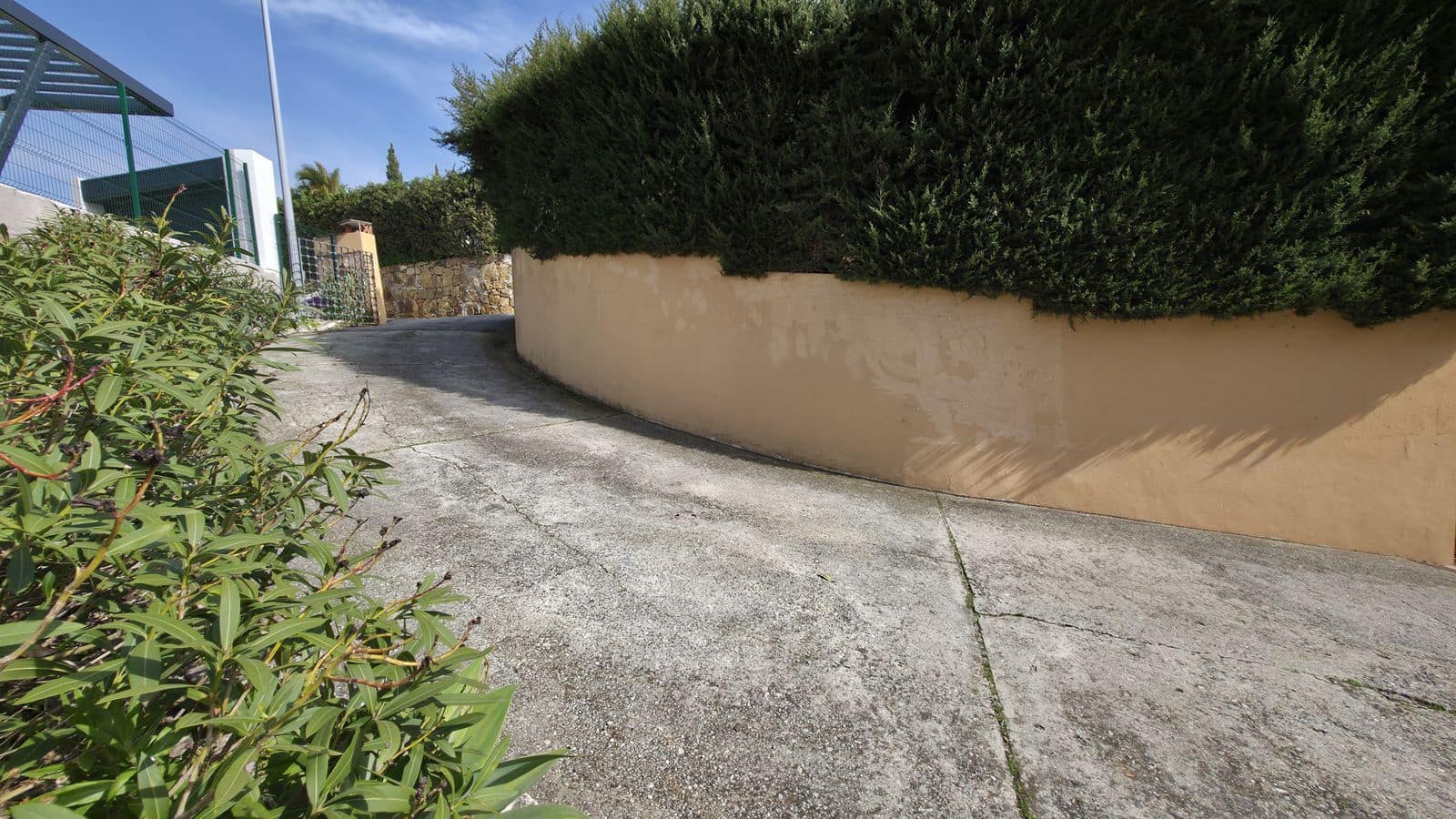 Chalet de 6 habitaciones en New Golden Mile en venta - 2.000.000 € (Ref: 9677270)