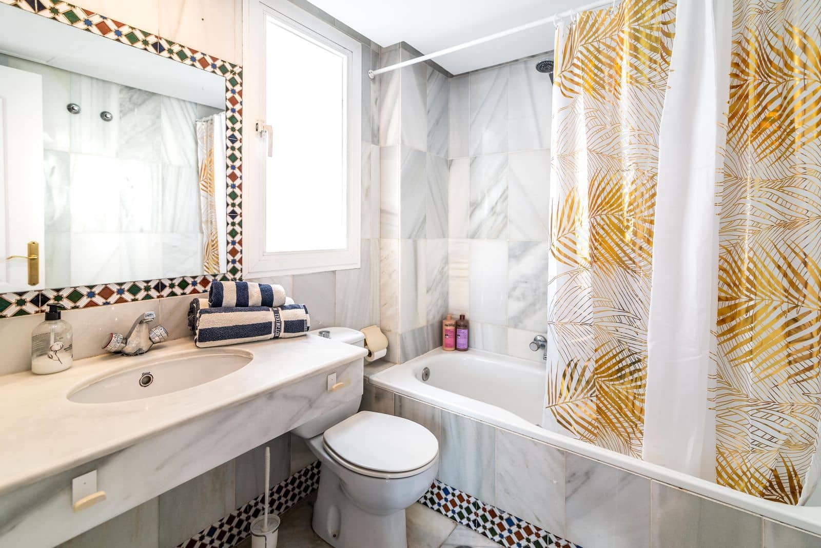 4 bedroom Townhouse for sale in Puerto Banus - € 1,190,000 (Ref: 9677272)