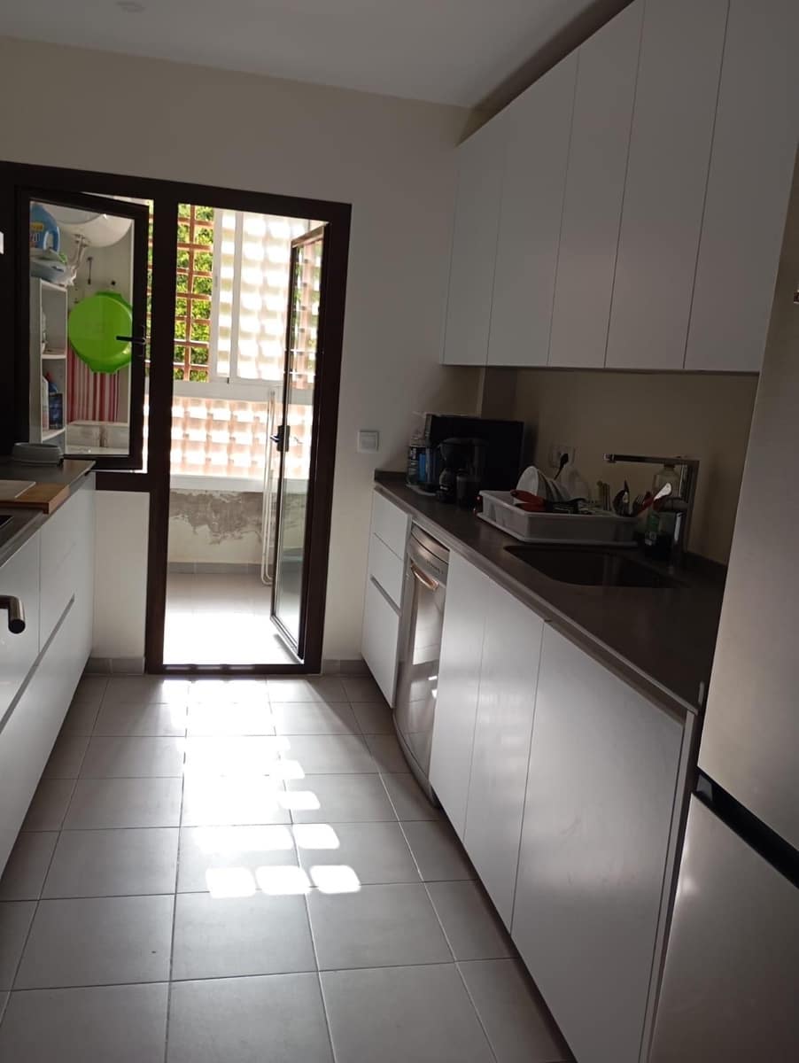 2 sypialnia Apartament na sprzedaż w Estepona - 350 000 € (Ref: 9677273)