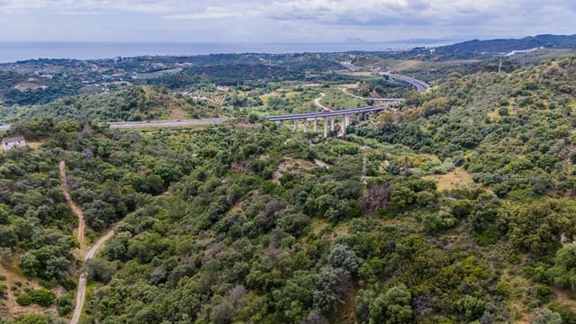 Grond te koop in Estepona - € 750.000 (Ref: 9677274)