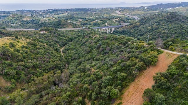 Grond te koop in Estepona - € 750.000 (Ref: 9677274)
