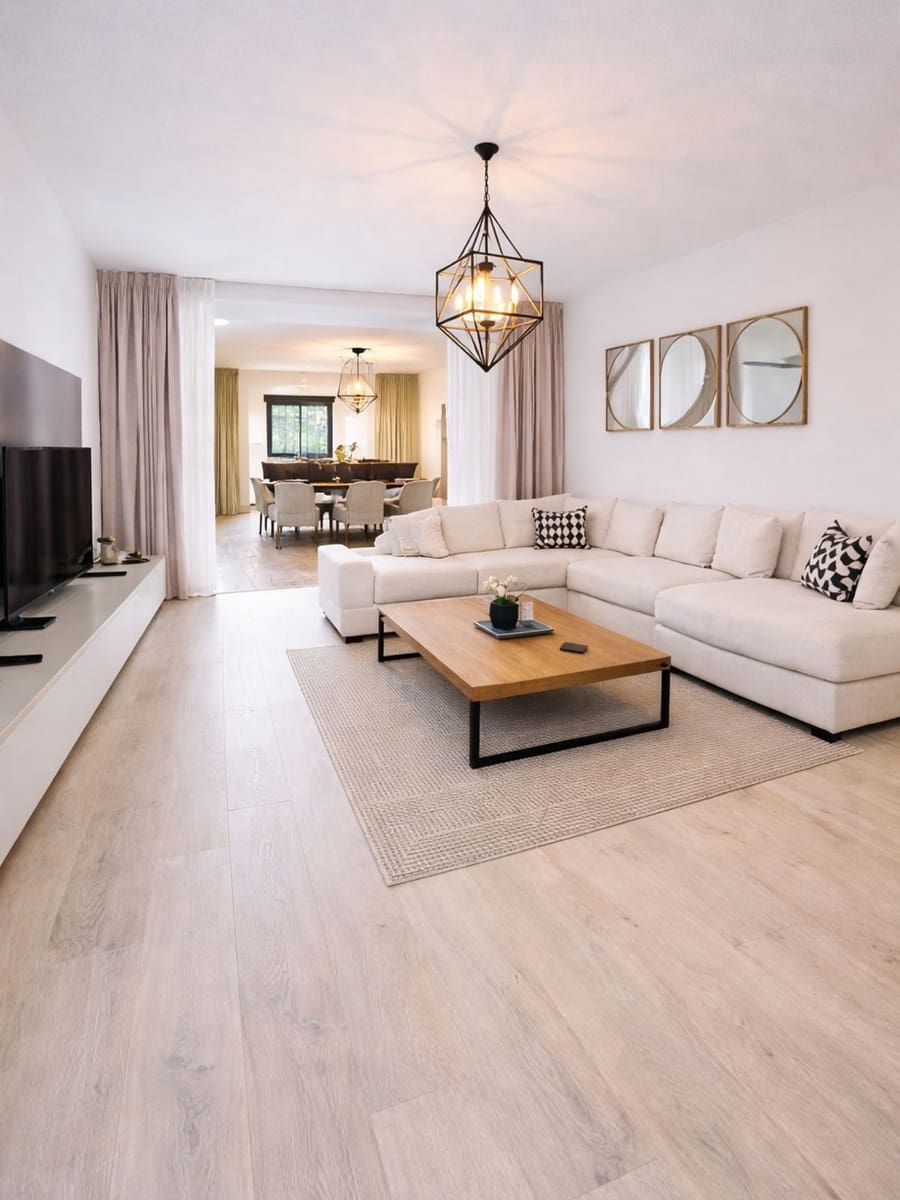 3 bedroom Townhouse for sale in Sotogrande - € 800,000 (Ref: 9677276)