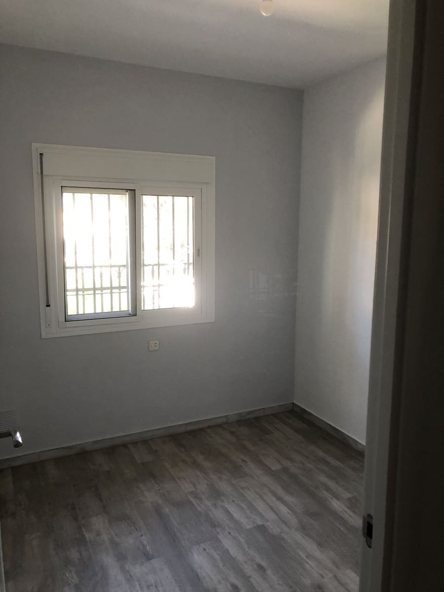 3 makuuhuone Paritalo myytävänä paikassa Calahonda - 450 000 € (Ref: 9677279)