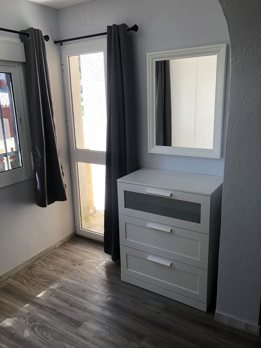 3 makuuhuone Paritalo myytävänä paikassa Calahonda - 450 000 € (Ref: 9677279)