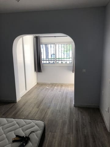 3 makuuhuone Paritalo myytävänä paikassa Calahonda, Mijas - 450 000 € (Ref: 9677279)