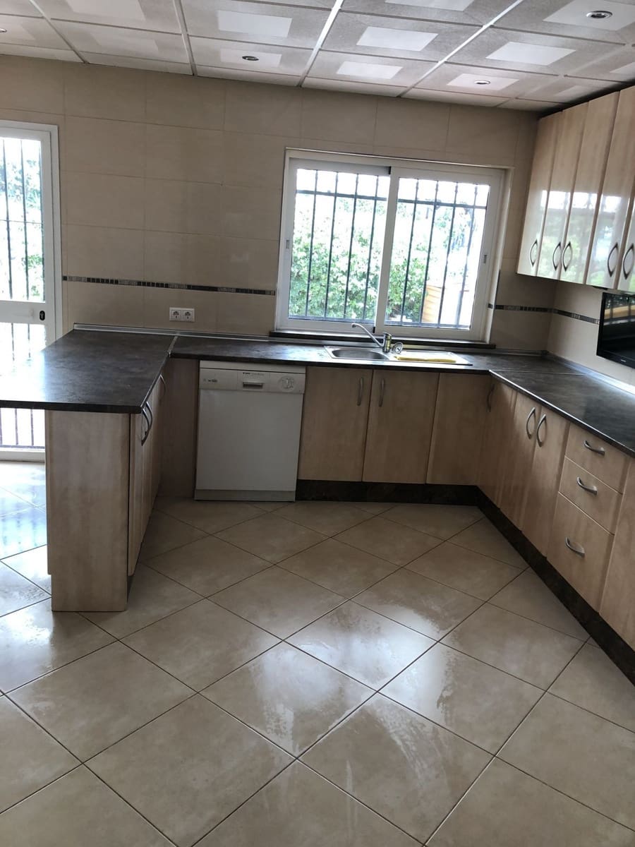 3 makuuhuone Paritalo myytävänä paikassa Calahonda - 450 000 € (Ref: 9677279)